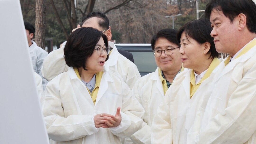 안성시, 겨울 축산을 덮친 전염병 삼중고